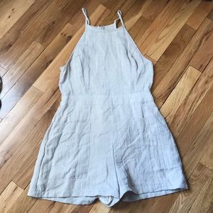 Linen colored shorts romper with pockets
